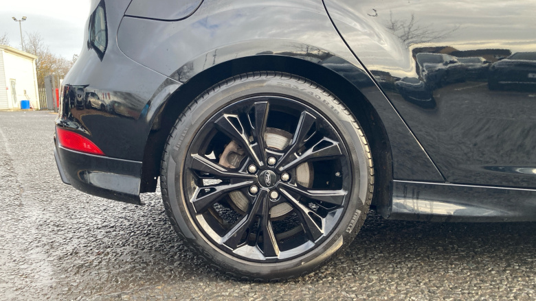 Ford Focus 1.0 EcoBoost 140 ST-Line Navigation 5dr Petrol Hatchback